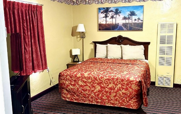 Relax Inn Vinita image 18