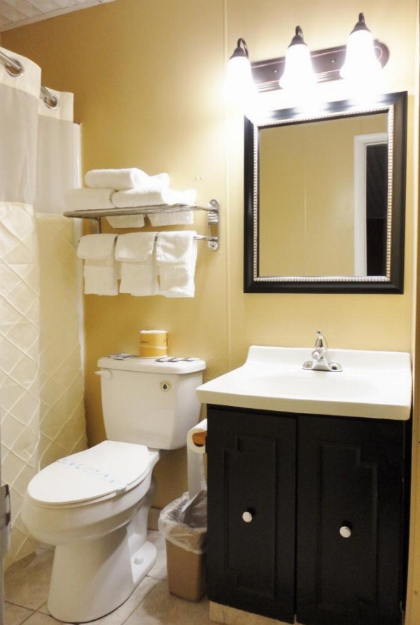 Relax Inn Vinita image 35